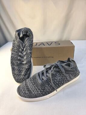 Suavs The Zilker Women's Size 9 Heathered Gray Tennis Shoes NIB Recycled Knit